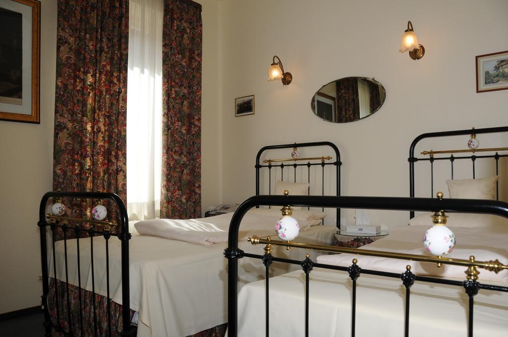 Hotel Admiral Wiesbaden Quarto foto