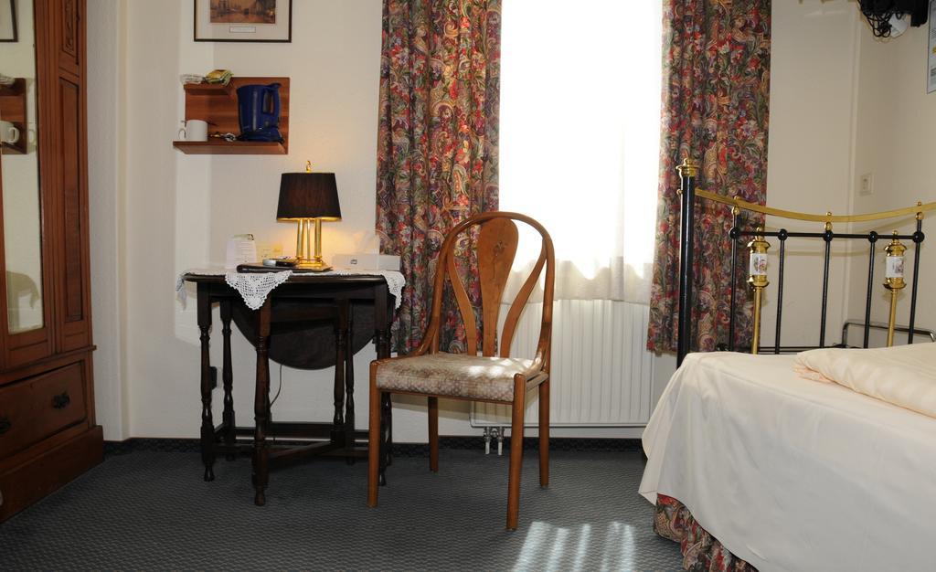 Hotel Admiral Wiesbaden Quarto foto